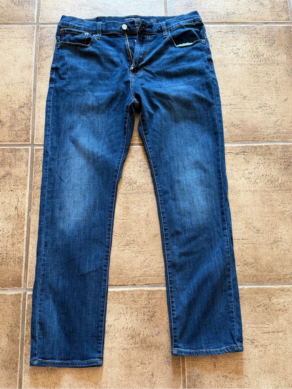 Lucky Brand Men's Dark Blue Slim Straight Jeans